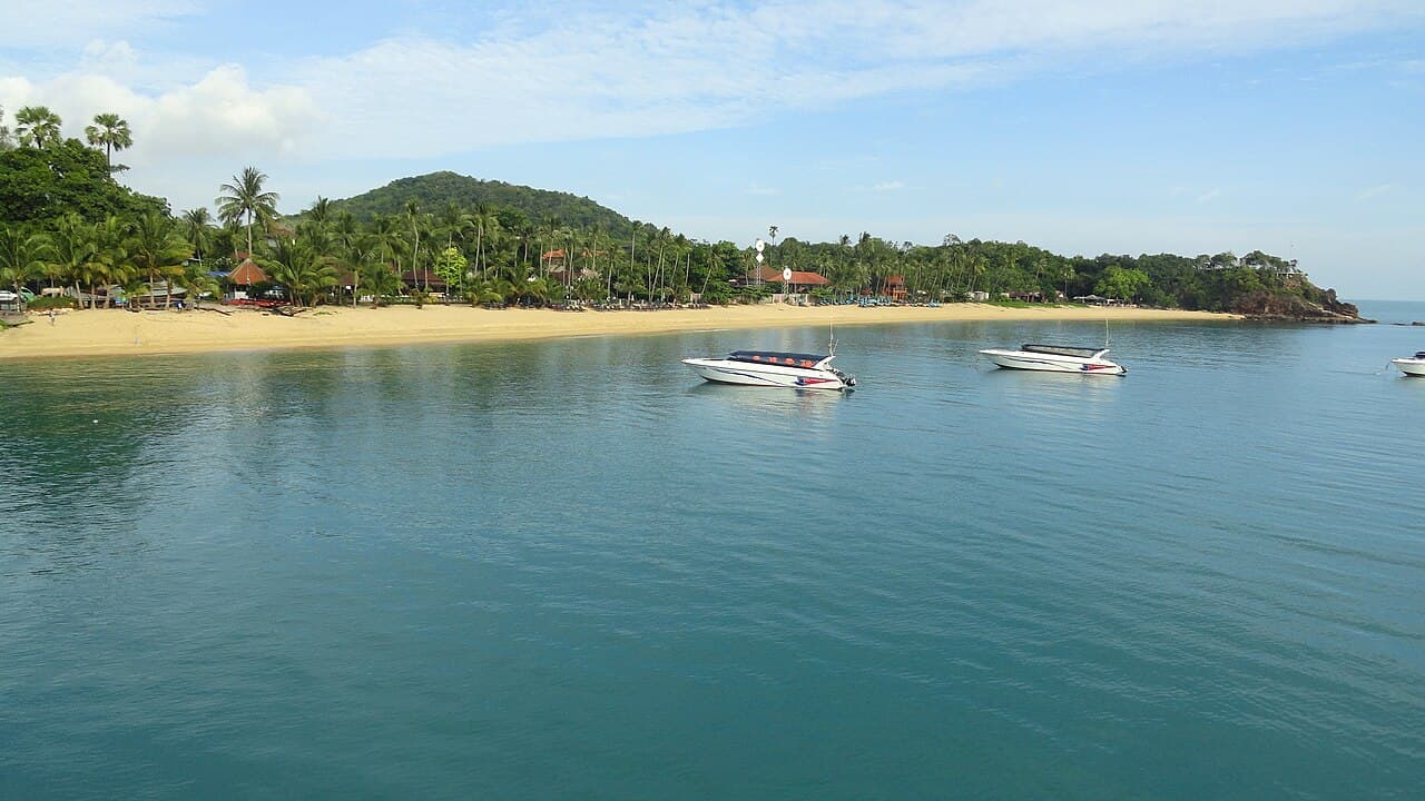 Mae Nam Beach