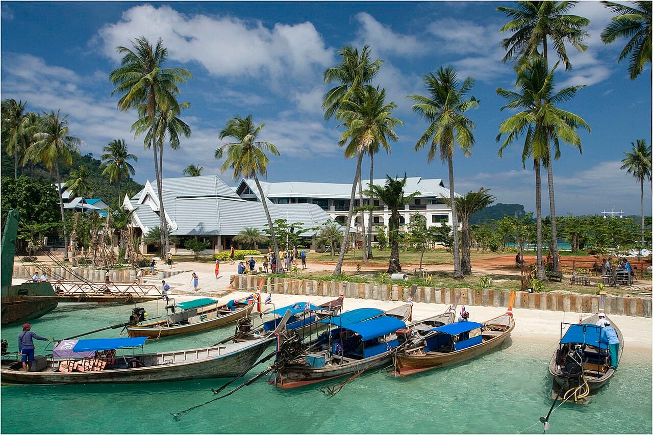 หาดต้นไทร