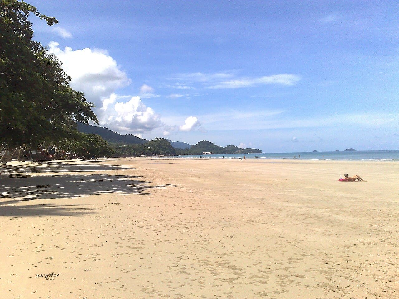 White Sand Beach